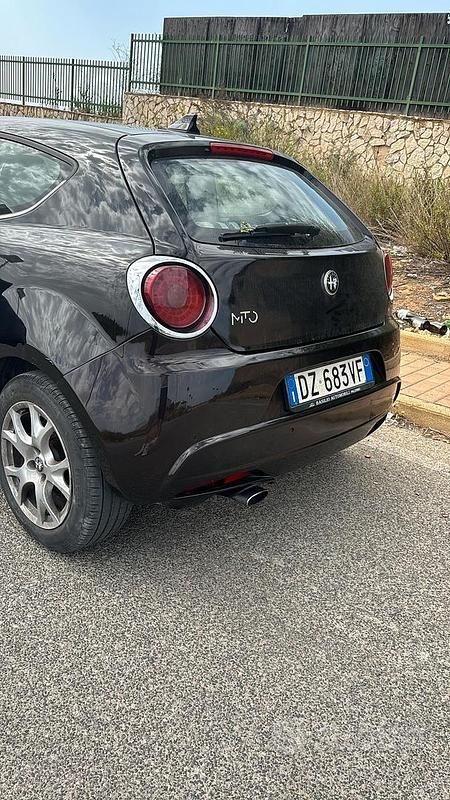 Usata Alfa Romeo MiTo 95 CV (69 kW) 2010 Nero Utilitaria