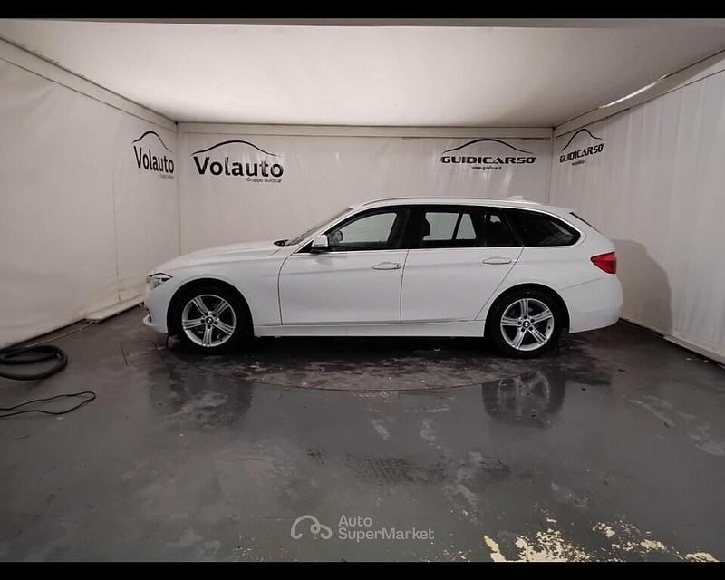 Usata BMW 316 Advantage 116 CV (85 kW) 2019 Bianco Station wagon