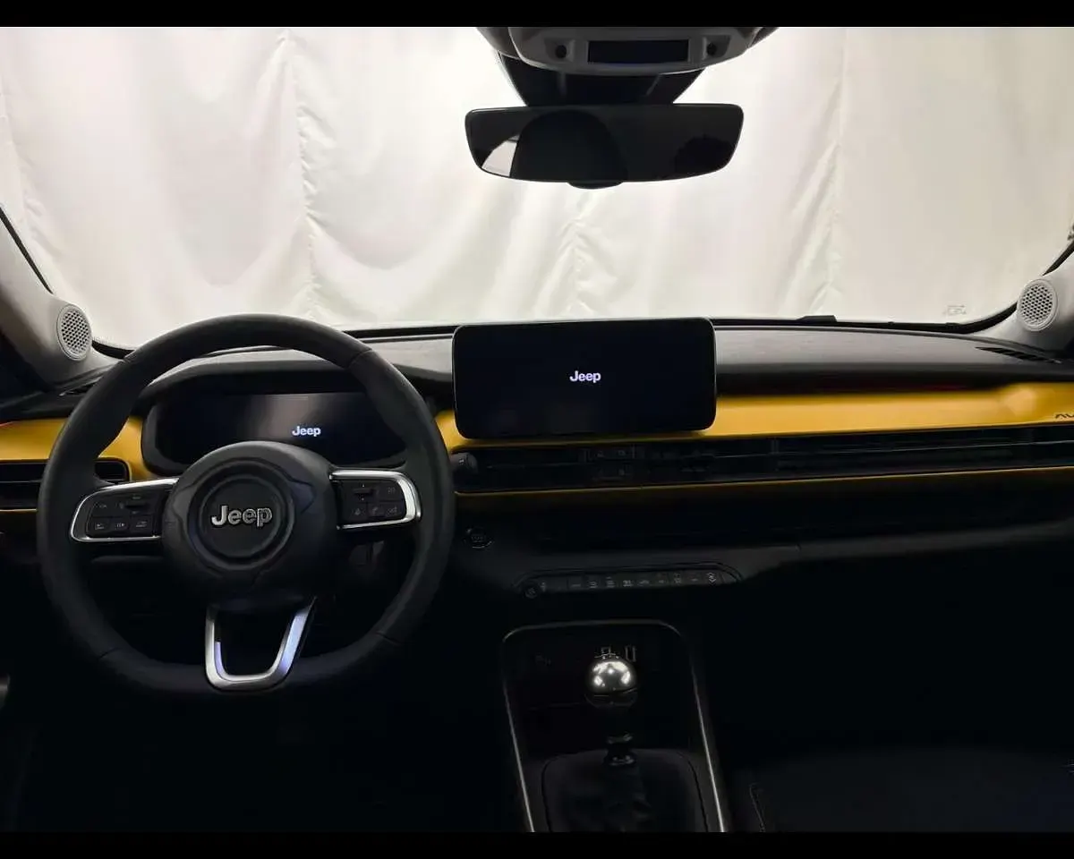 Usata Jeep Avenger Summit 101 CV (74 kW) 2023 Volcano SUV