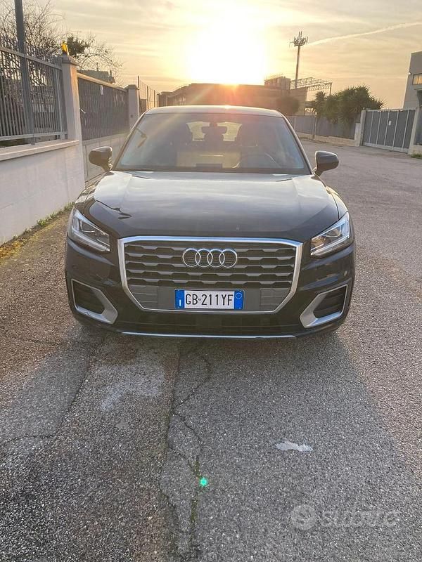 Usata Audi Q2 Admired 116 CV (85 kW) 2020 Nero SUV