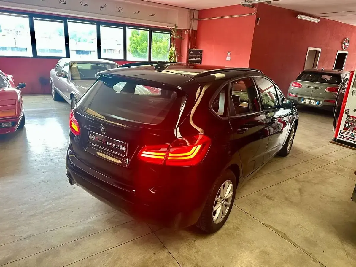 Usata BMW 216 Active Tourer M Sport 116 CV (85 kW) 2021 Nero Monovolume
