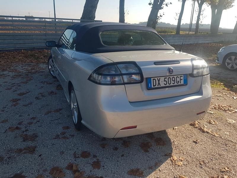 Begagnad Saab 9-3 Cabriolet Aero 179 HK (131 kW) 2009 Grå Cab