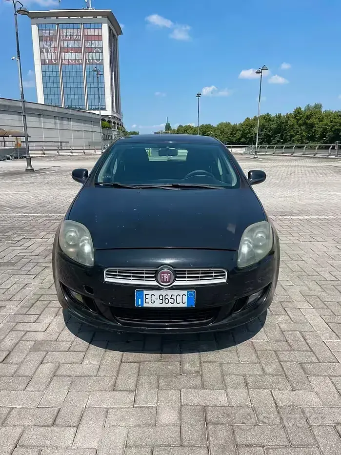 Usata Fiat Bravo Dynamic 90 CV (66 kW) 2011 Nero Utilitaria