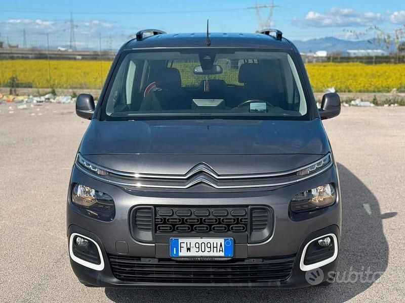 Usata Citroën Berlingo Shine 131 CV (96 kW) 2019 Grigio Monovolume