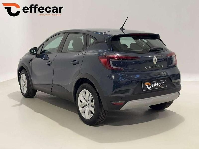 Usata Renault Captur 101 CV (74 kW) 2022 Vari colori SUV
