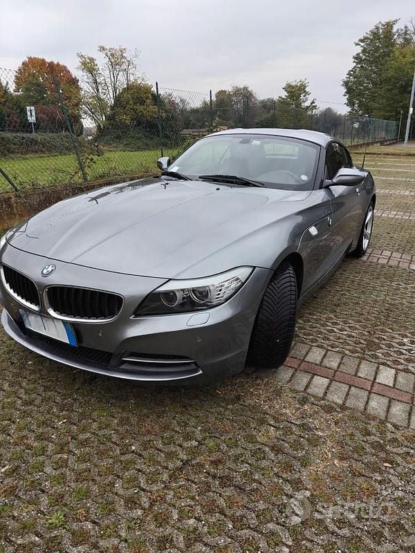 Grigio Usata 2010 BMW Z4 Cabrio | 22.000 € (Ottimo prezzo) - Immagine 1/4