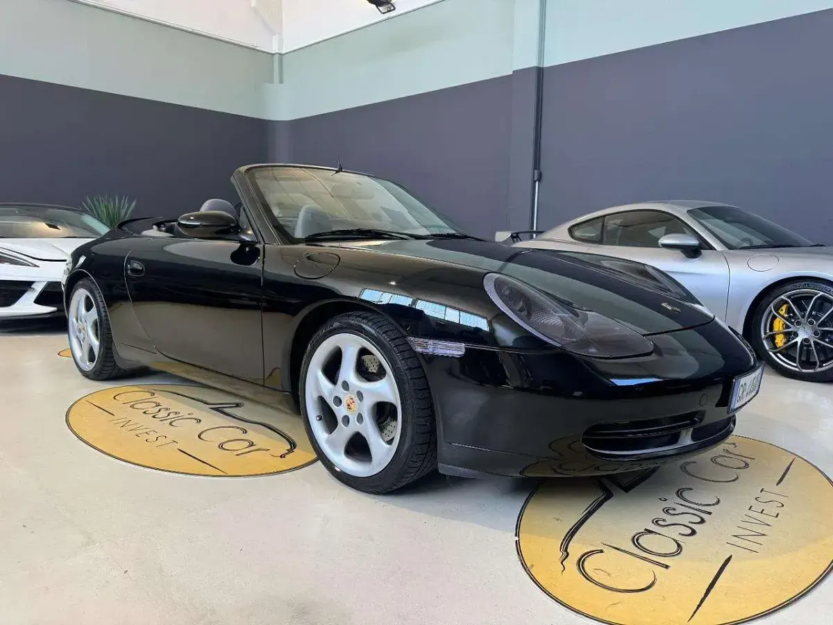 Usata Porsche 911 Carrera Cabriolet 320 CV (235 kW) 2001 Cabrio