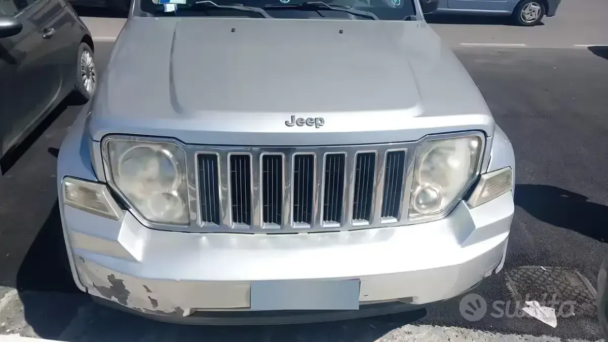 Usado Jeep Cherokee 2008 Gris SUV