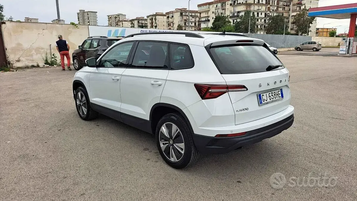 Usata Skoda Karoq SportLine 116 CV (85 kW) 2022 Bianco SUV