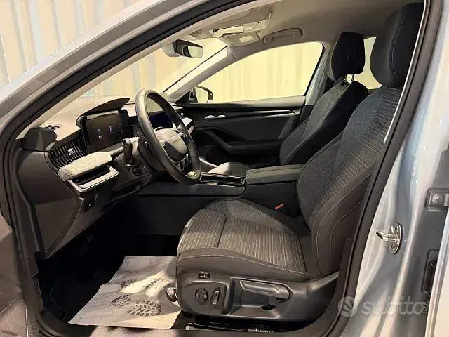 Usata Skoda Superb Selection 150 CV (110 kW) 2025 Grigio Station wagon