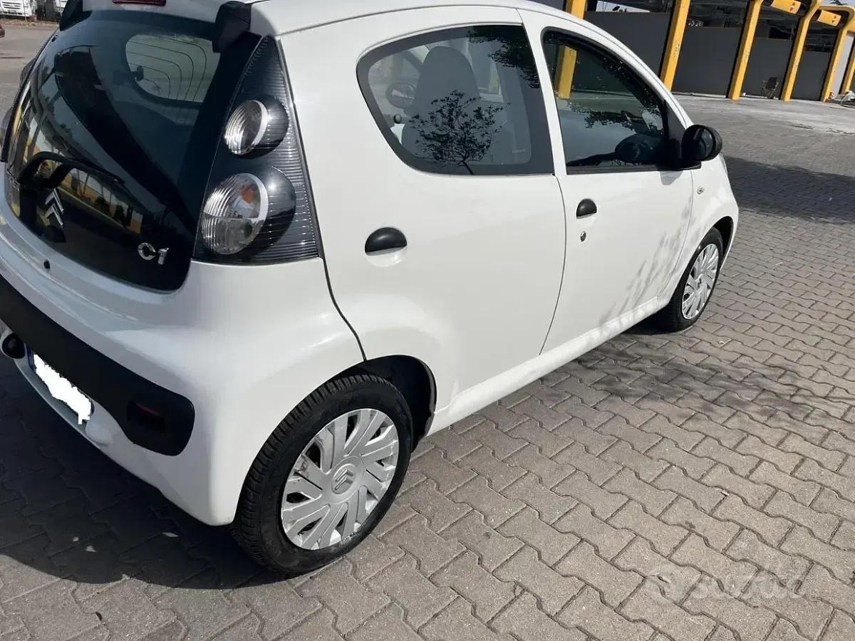 Usata Citroën C1 68 CV (50 kW) 2012 Bianco Utilitaria