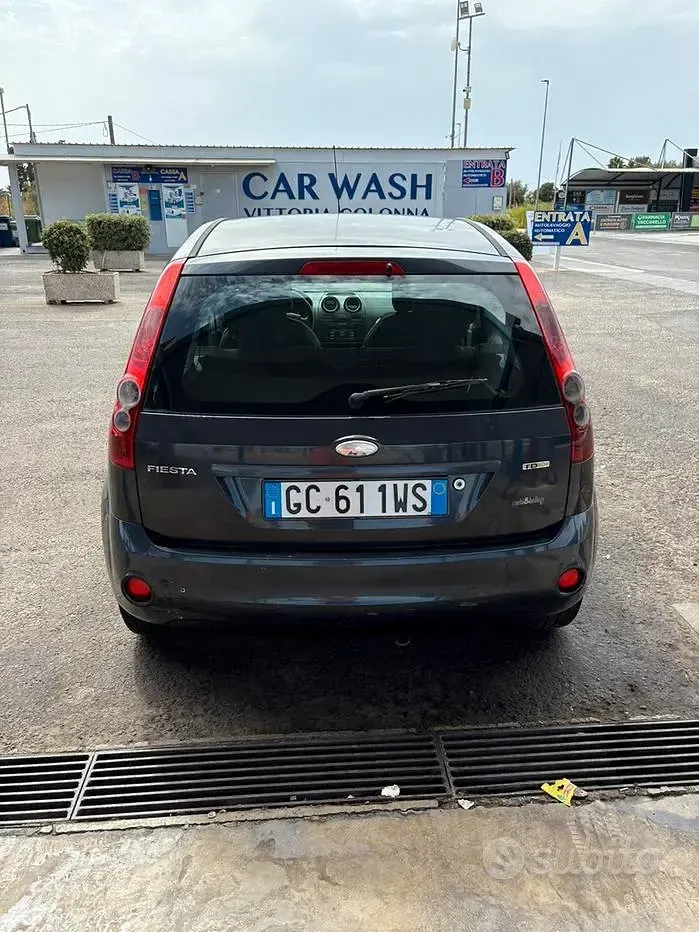 Usata Ford Fiesta 68 CV (50 kW) 2008 Utilitaria