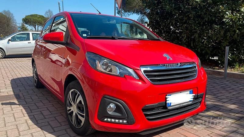 Usata Peugeot 108 Active 69 CV (50 kW) 2018 Rosso Utilitaria