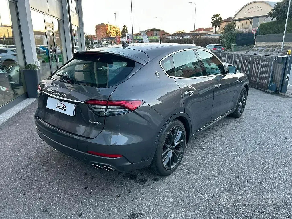 Usata Maserati Levante GT 330 CV (242 kW) 2023 SUV