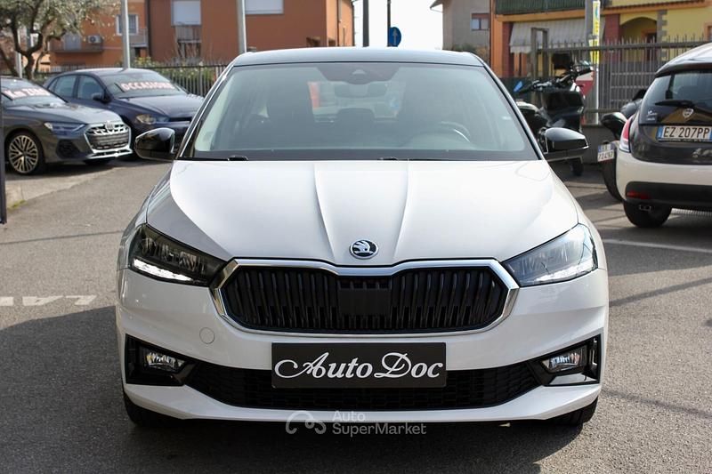 Usata Skoda 110 R Style 110 CV (80 kW) 2022 Bianco Berlina