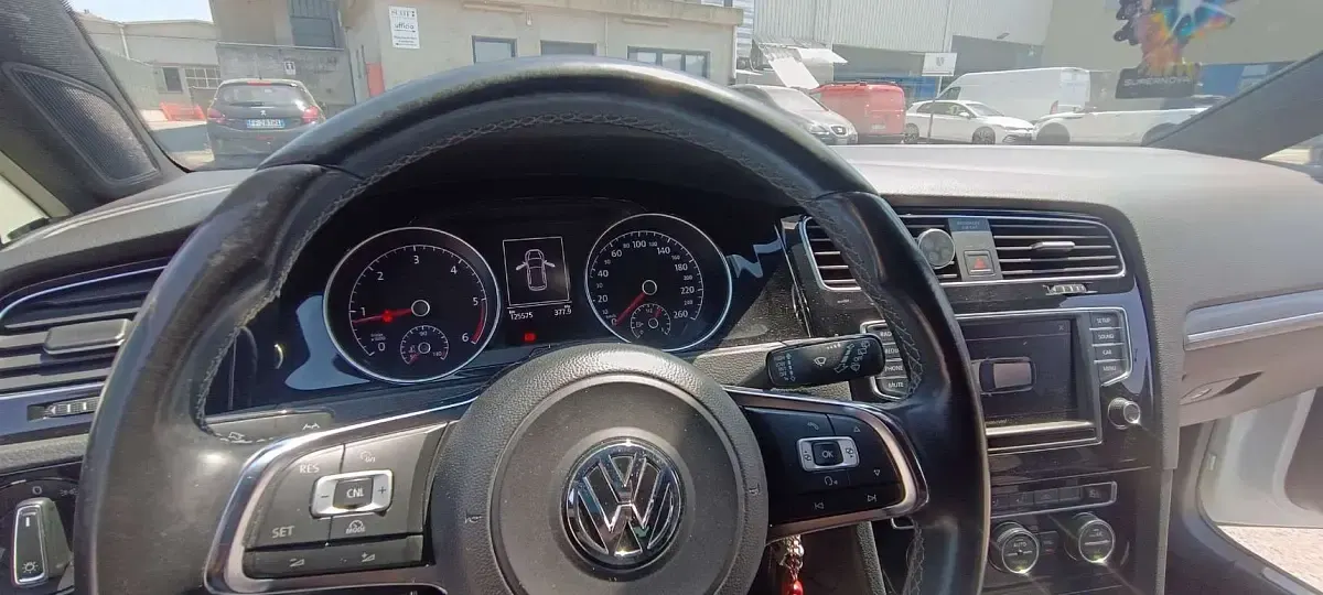 Usata VW Golf VII Edition 110 CV (80 kW) 2016 Bianco Berlina