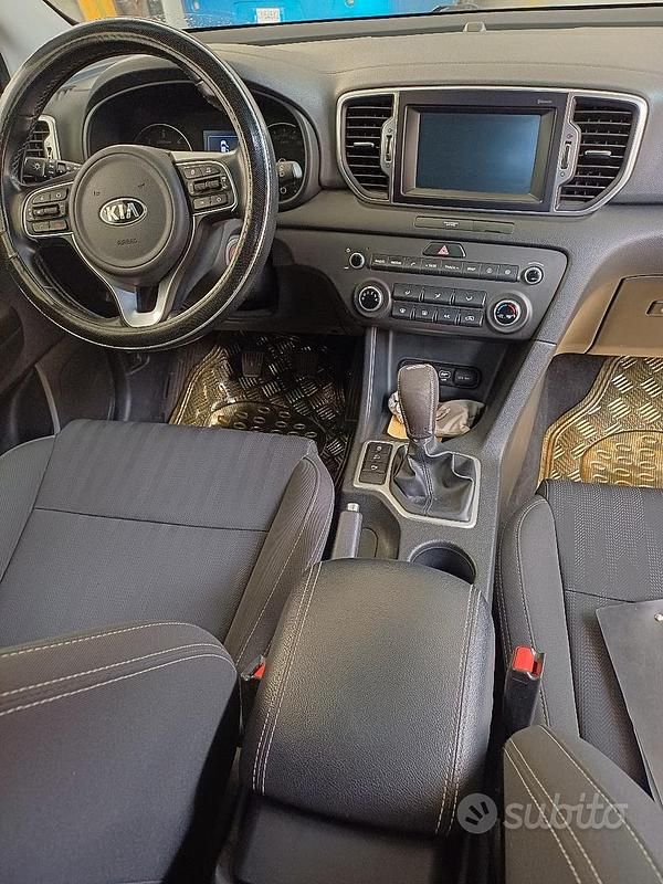 Usata Kia Sportage 115 CV (84 kW) 2018 Bianco SUV