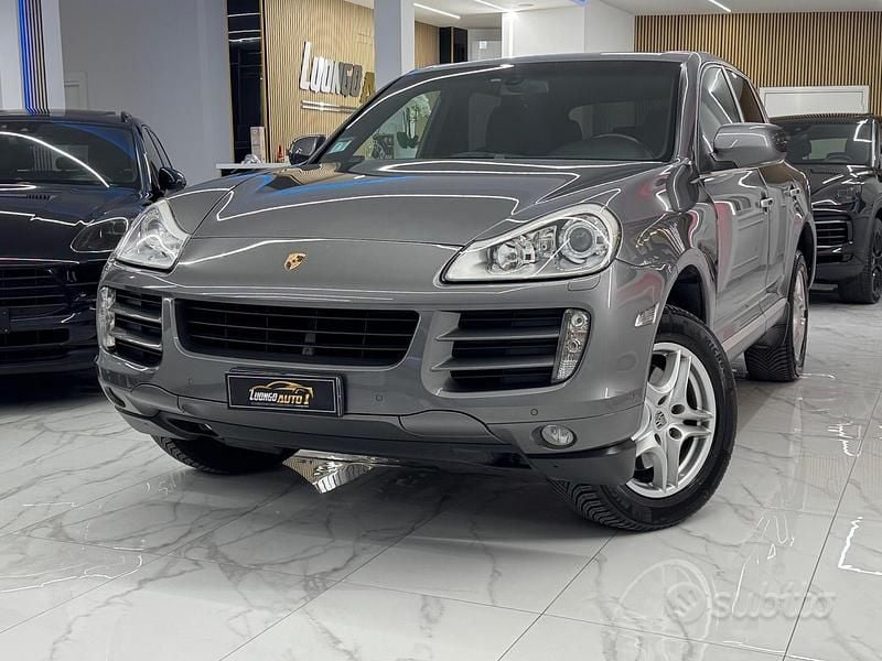 Usata Porsche Cayenne 385 CV (283 kW) 2007 Grigio SUV