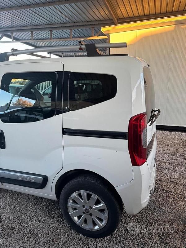 Usata Fiat Qubo Dynamic 80 CV (58 kW) 2016 Bianco Monovolume