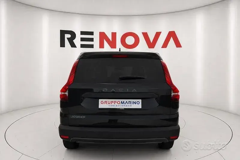 Usata Dacia Jogger Extreme 101 CV (74 kW) 2023 Nero Monovolume