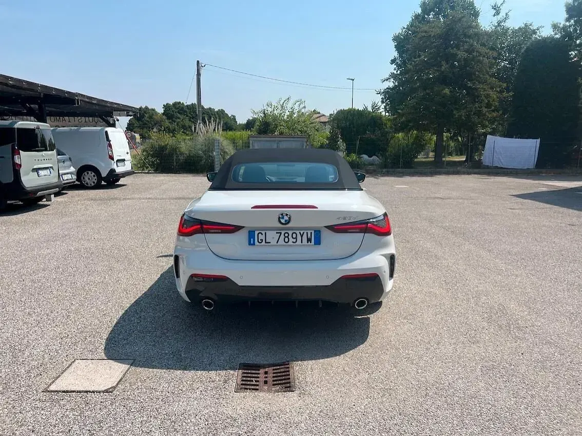 Usata BMW 420 Cabriolet M Sport 190 CV (139 kW) 2023 Bianco Cabrio