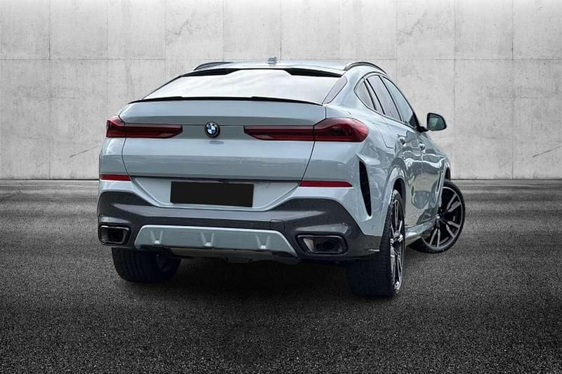 Begagnad BMW X6 M Sport 286 HK (210 kW) 2024 Grå SUV