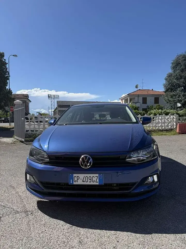 Usata VW Polo Highline 95 CV (69 kW) 2021 Blu/azzurro Utilitaria