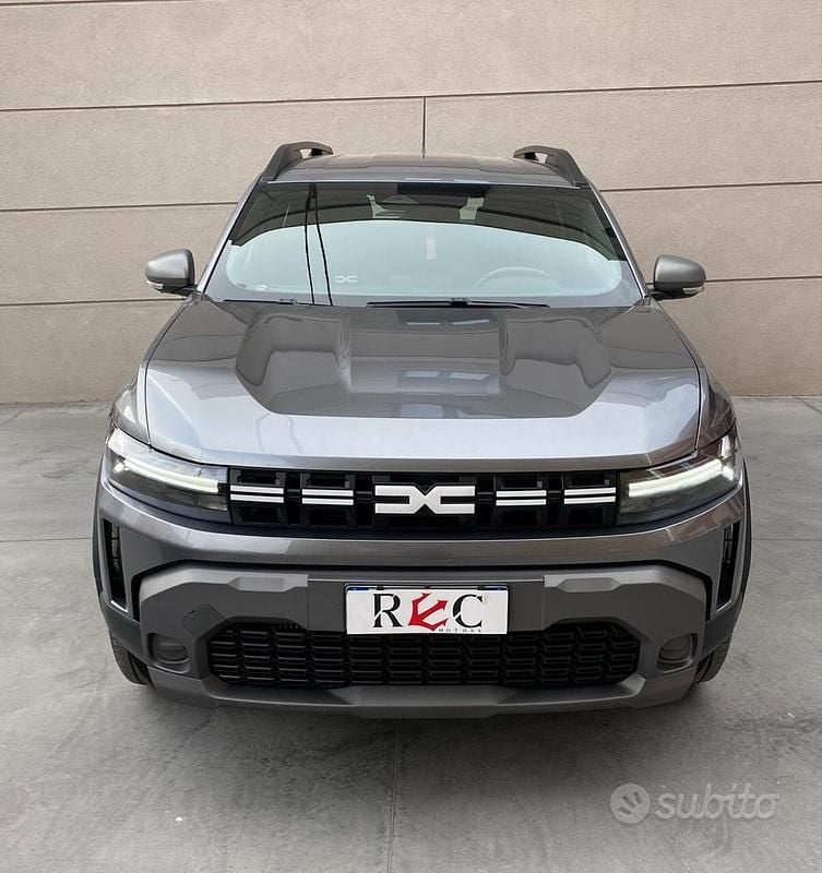 Usata Dacia Duster 101 CV (74 kW) 2025 Grigio Station wagon