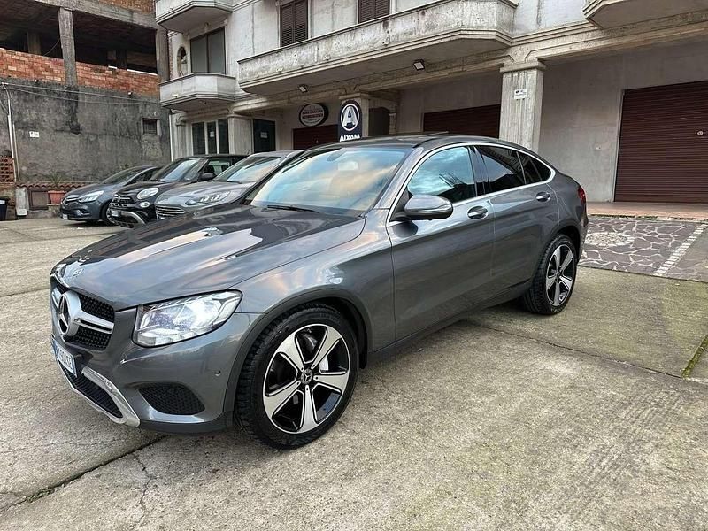 Grigio Usata 2018 Mercedes GLC220 Coupé | 25.999 € (Ottimo prezzo) - Immagine 1/4