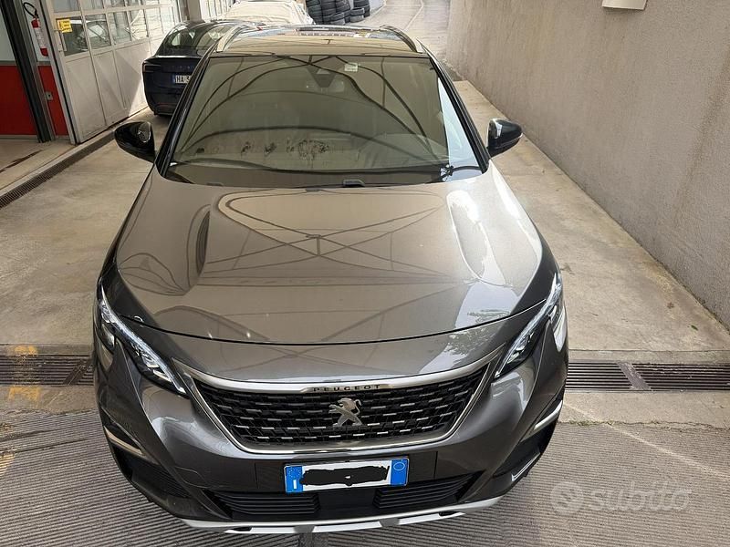 Usata Peugeot 3008 GT-line 179 CV (131 kW) 2019 Grigio SUV