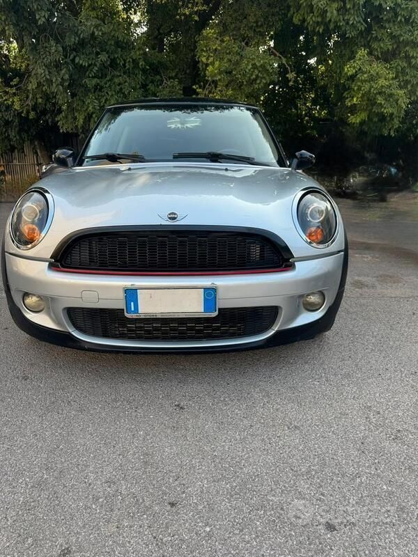 Grigio Usata 2007 Mini Cooper D Utilitaria | 3500 € (Buon prezzo) - Immagine 1/4