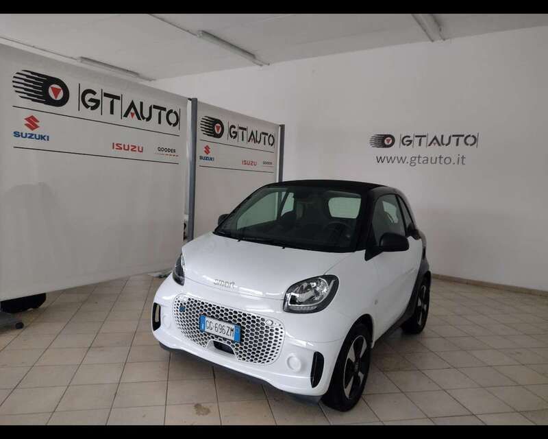 Usata Smart ForTwo Electric Drive Passion 41 kW (56 CV) 2021 Bianco tetto nero Coupé