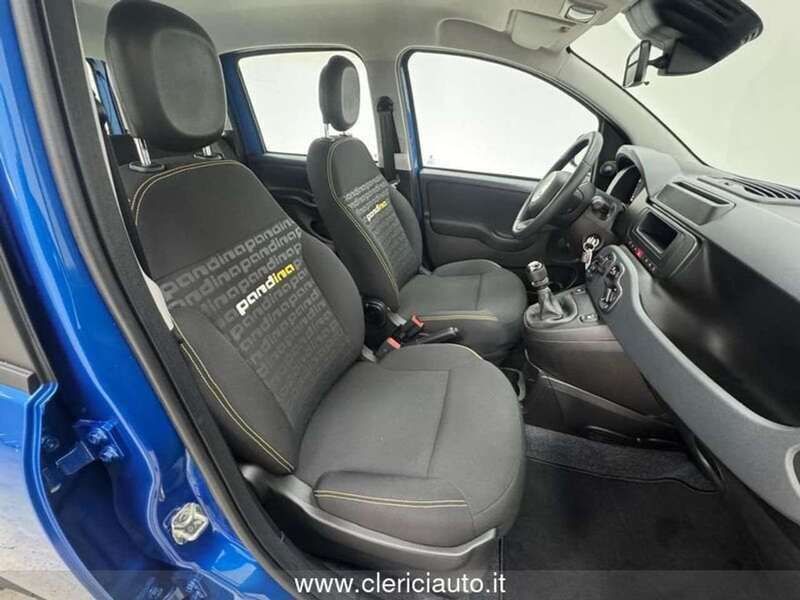 Usata Fiat Panda S 70 CV (51 kW) 2024 Blu Utilitaria