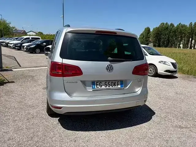 Usata VW Sharan Comfortline 140 CV (102 kW) 2011 Gray Monovolume