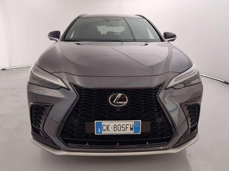 Usata Lexus NX200t Sport Line 185 CV (136 kW) 2022 Grigio SUV