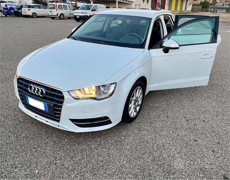 Usata Audi A3 Sportback Attraction 2016 Bianco Utilitaria