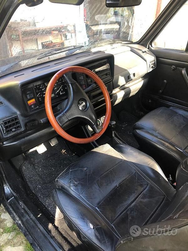 Usata VW Golf Cabriolet 50 CV (36 kW) 1981 Nero Cabrio