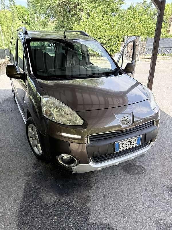 Usata Peugeot TePee Outdoor 92 CV (67 kW) 2015 Station wagon