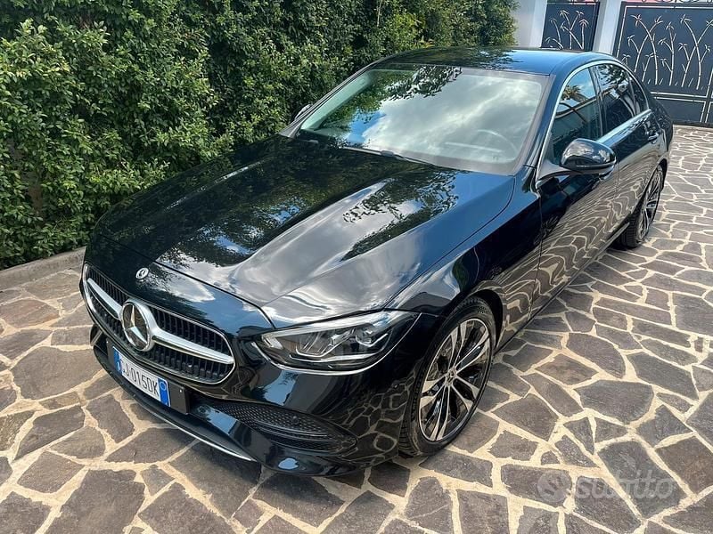Usata Mercedes C220 200 CV (147 kW) 2022 Nero Berlina