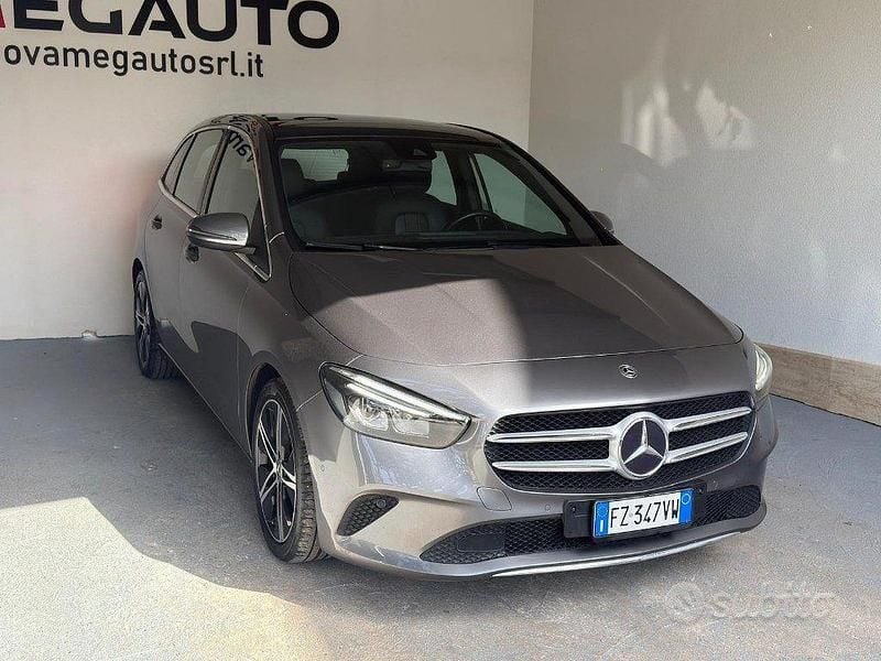 Usata Mercedes B200 Progressive 150 CV (110 kW) 2019 Grigio Utilitaria
