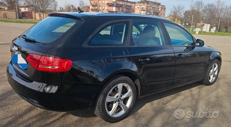 Usata Audi A4 Business Plus 150 CV (110 kW) 2014 Nero Station wagon