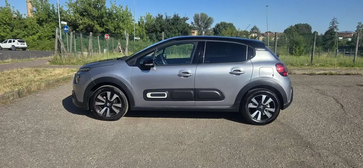 Usata Citroën C3 PureTech 110 CV (80 kW) 2023 Grigio Utilitaria