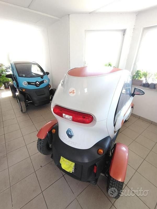 Usata Renault Twizy 12 kW (17 CV) 2012 Bianco Utilitaria