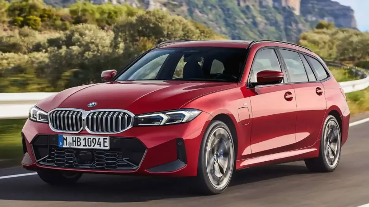 Usata BMW 330 M Sport 245 CV (180 kW) 2024 Argento Station wagon
