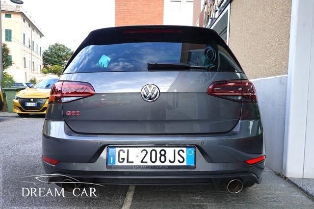 Usata VW Golf VII GTI 245 CV (180 kW) 2019 Bianco pastello Berlina