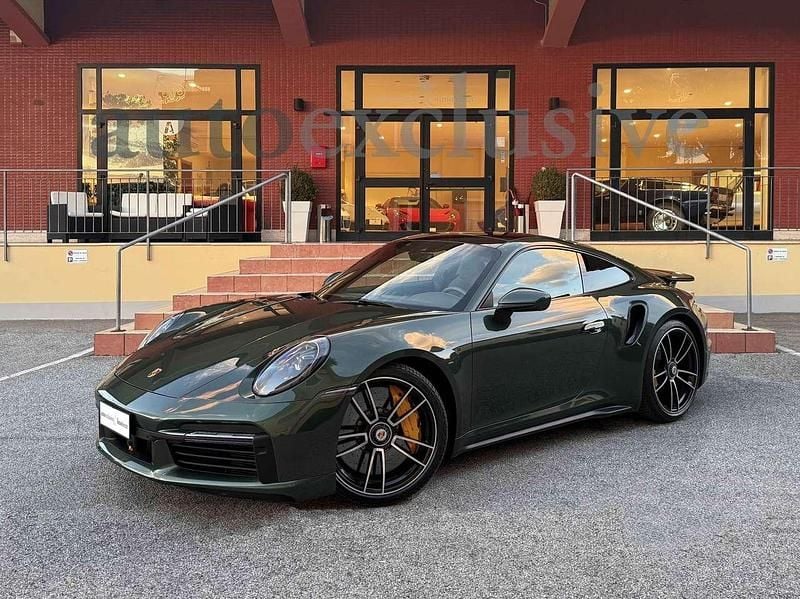 Usata Porsche 911 Turbo S 650 CV (478 kW) 2022 Oak green metallic Coupé
