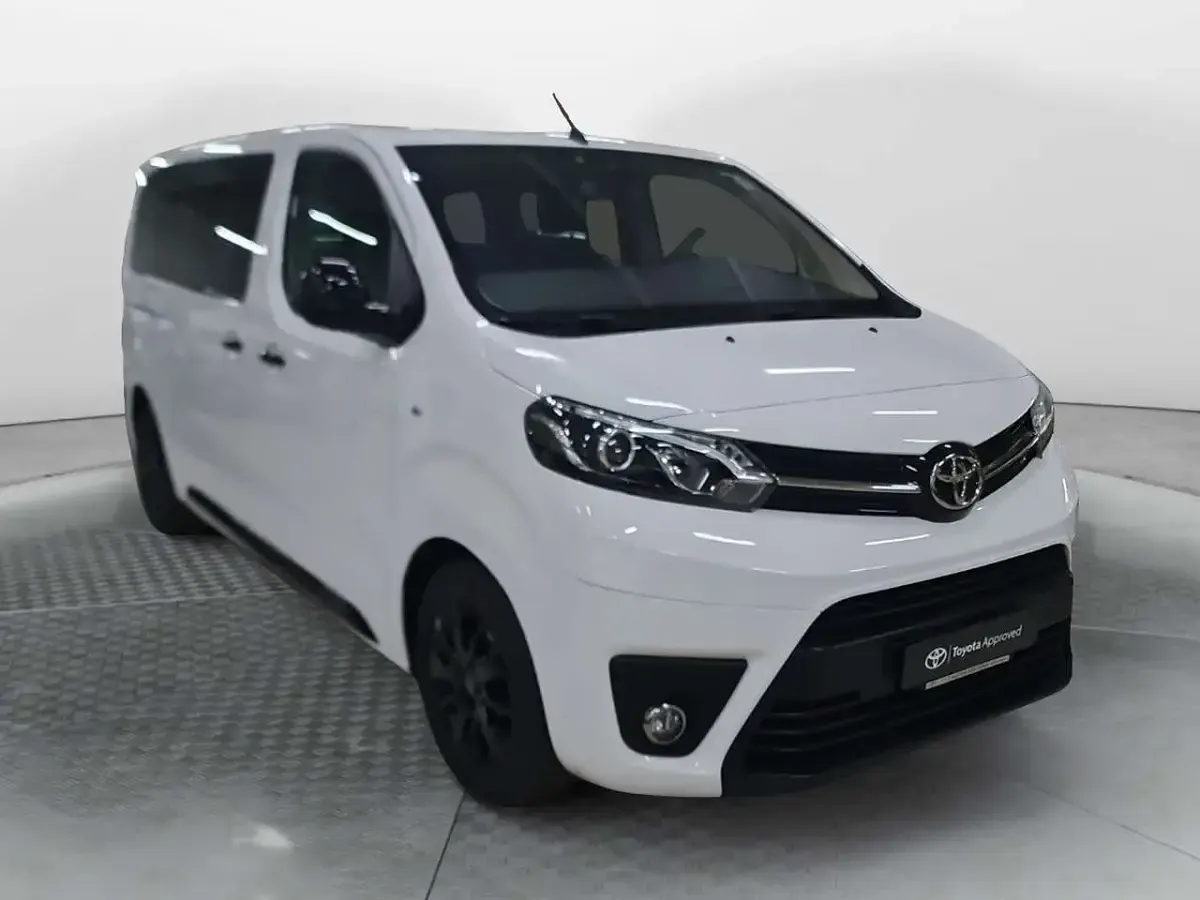 Usata Toyota Proace Verso Edition 177 CV (130 kW) 2021 Bianco Station wagon