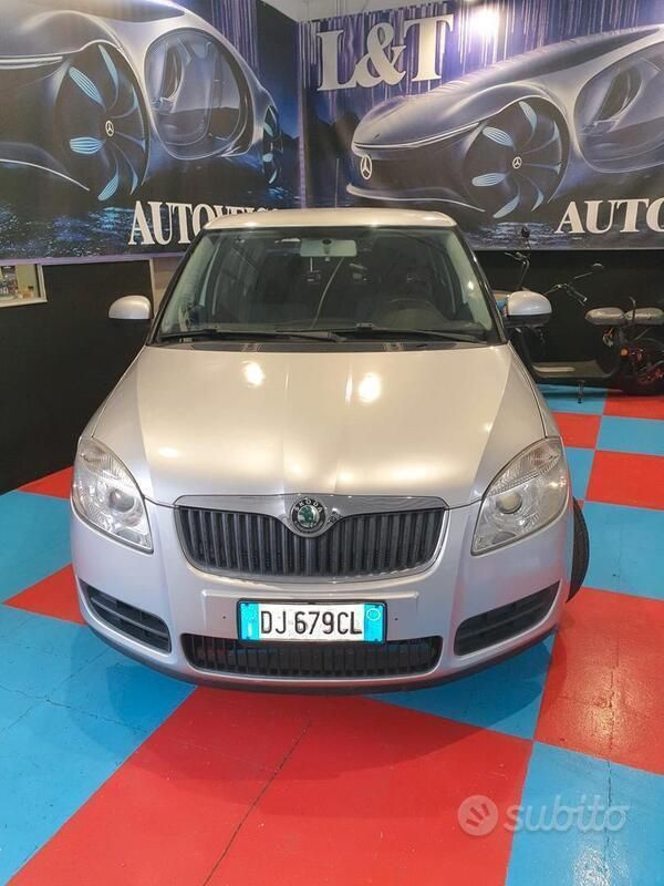 Usata Skoda Fabia Style 69 CV (50 kW) 2007 Grigio Utilitaria