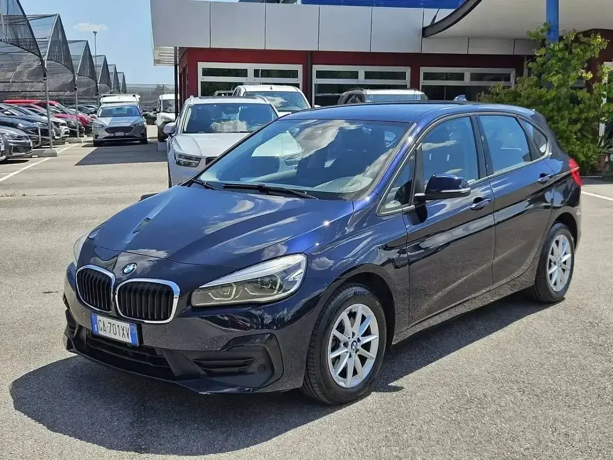 Usata BMW 216 Active Tourer 116 CV (85 kW) 2020 Blu/azzurro Monovolume
