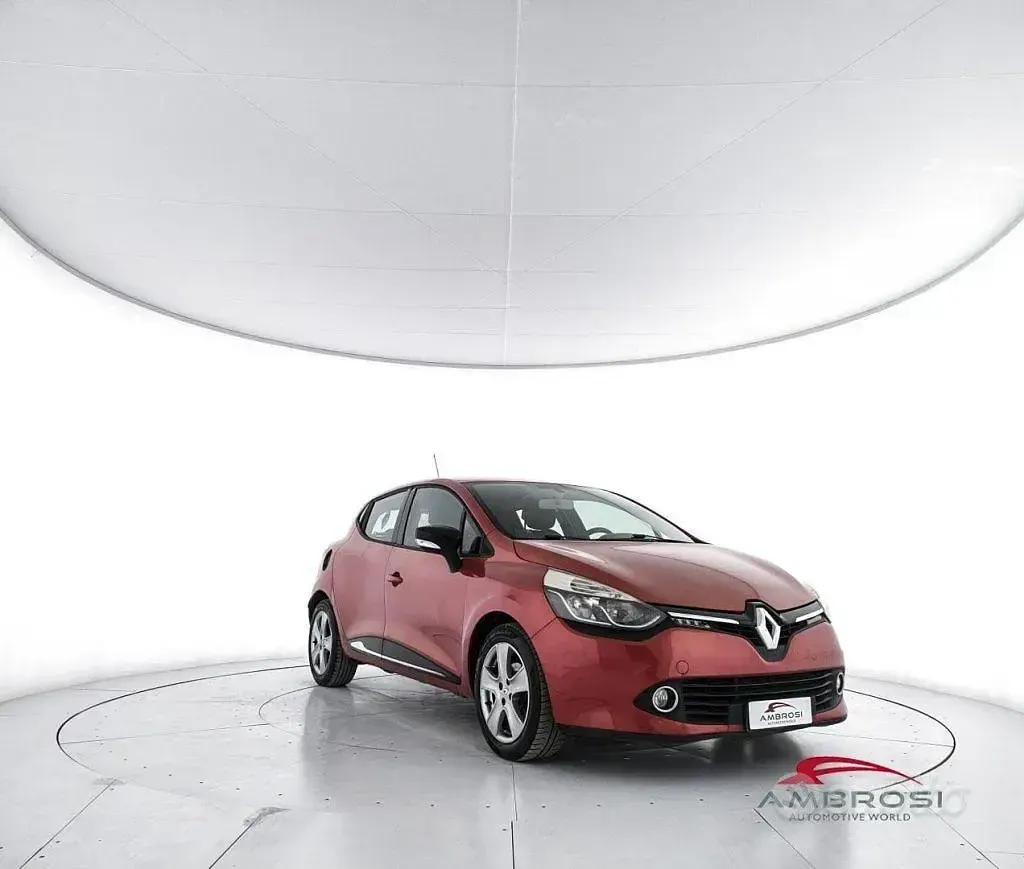 Usata Renault Clio 75 CV (55 kW) 2013 Rosso Utilitaria